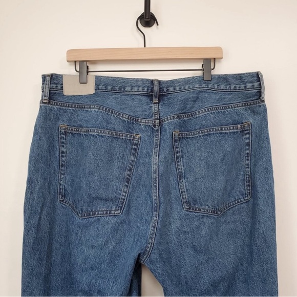 SHIPS FREE! Everlane Way High Jeans in Light Blue Wash Size 34 Long, 100% Cotton - Picture 5 of 5